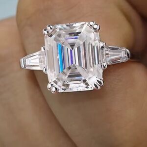 18k  White Gold & Moissanite Emerald-Cut 3-Stone Ring - White/Silver 7 1/2